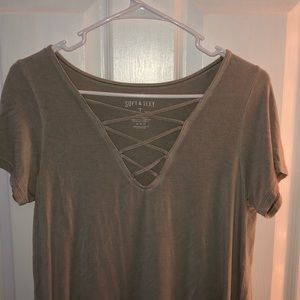 super cute crisscross shirt